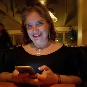 Meet your Posher, April